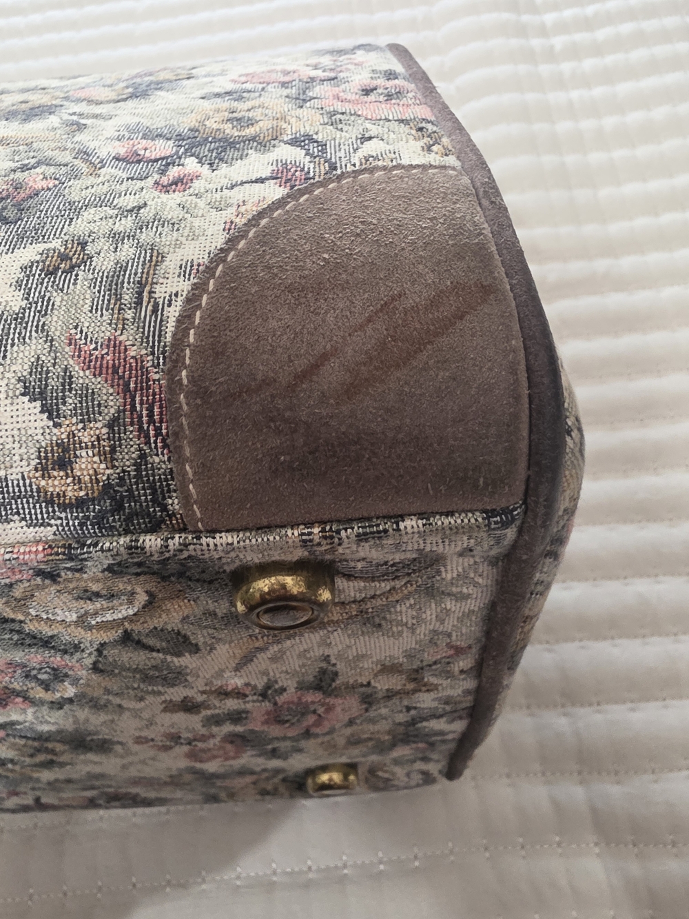 Floral Tapestry Top-Handle Vanity Bag in Taupe and Rose - Picture 12 of 12